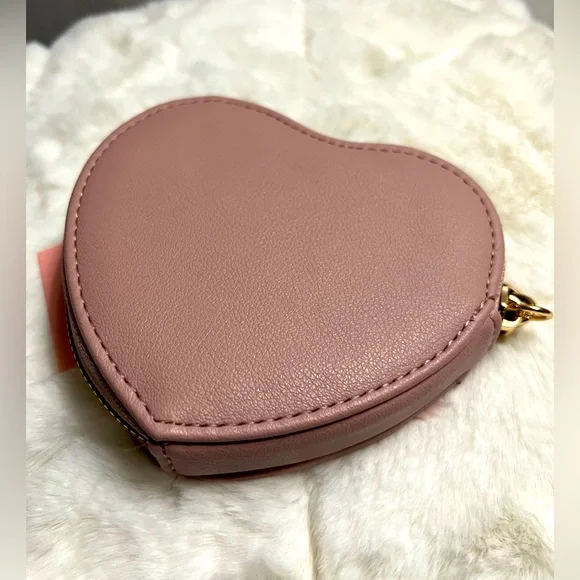 NEW Juicy Couture Dusty Blush Pink Fuzzy Wristlet Wallet - Picture 3 of 4